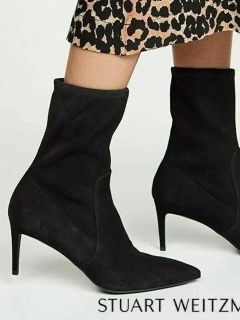 Stuart Weitzman Stretch Suede Booties in Black Sz 9